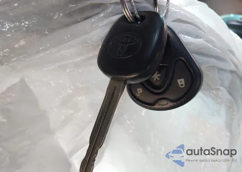 2005 Toyota Tacoma Prerunner V6 z USA, uszkodzony, nr VIN 3TMJU62N85M001938